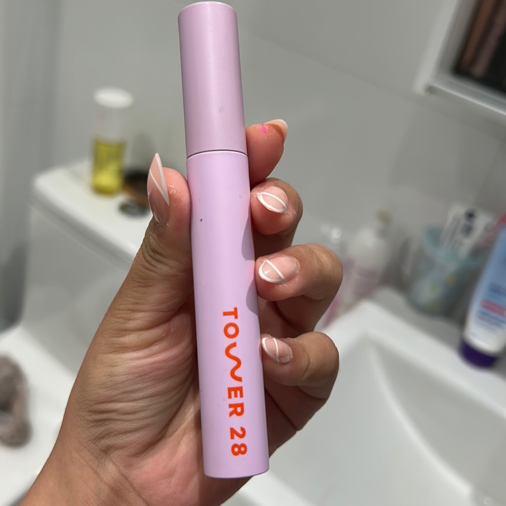 TOWER 28 mascara